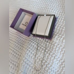 Micheal hill new Small flat silver chain necklace